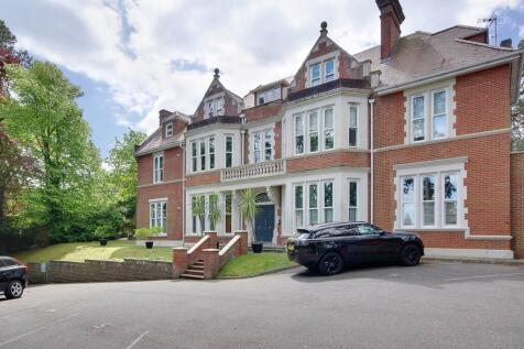 Knyveton Road, Bournemouth BH1 2 bed apartment for sale