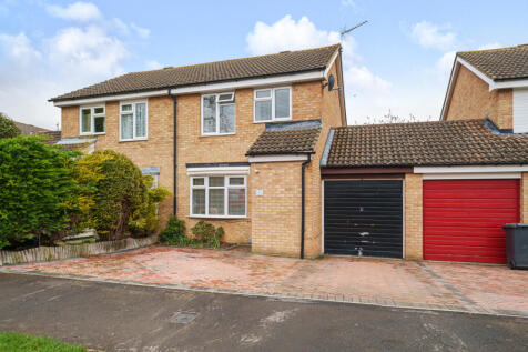 Wentworth Drive, Herts CM23 3 bed semi
