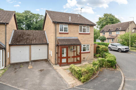 Abbotts Way, Hertfordshire CM23 3 bed detached house for sale