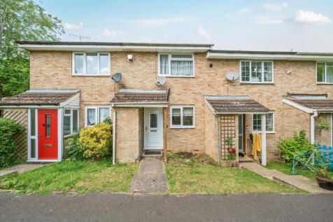 Appleton Fields, Hertfordshire CM23 2 bed terraced house for sale
