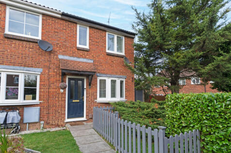 Irving Close, Hertfordshire CM23 2 bed end of terrace house for sale