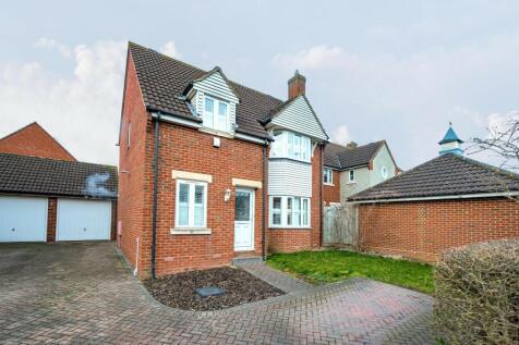 Woodlands Park Drive, Essex CM6 3 bed detached house for sale