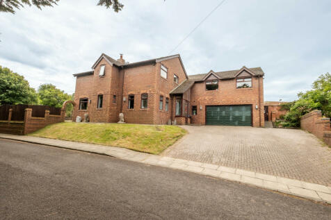 The Knowle, Blackpool, FY2 5 bed detached house for sale