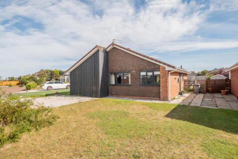 Anson Close, Lytham St. Annes, FY8 2 bed detached bungalow for sale