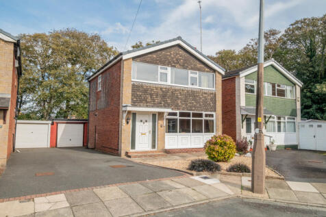The Croft, Lytham St. Annes, FY8 3 bed detached house for sale
