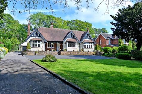 5 bedroom detached bungalow for sale