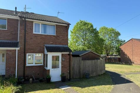 2 bedroom end of terrace house for sale