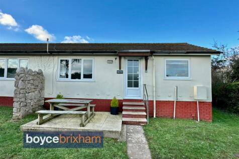 2 bedroom bungalow for sale