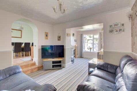 9 Gastons Road, Malmesbury 3 bed house for sale