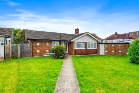 Northfield Crescent, Sutton 3 bed bungalow for sale