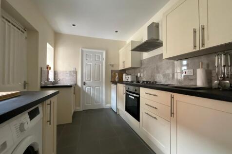 Victoria Road East, Hebburn, Tyne and... 2 bed ground floor flat for sale