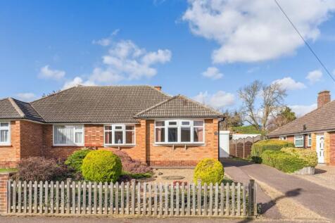 Uplands Avenue, Hitchin, SG4 2 bed bungalow for sale