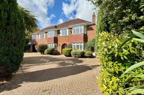 Shaw Crescent, South Croydon, CR2 5 bed detached house for sale