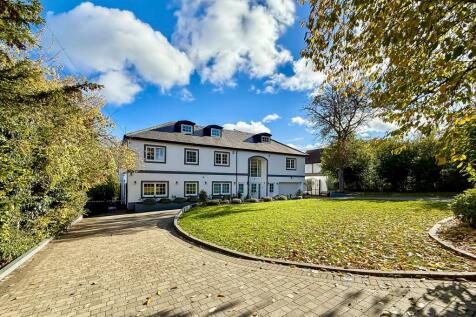 Kingswood Way, South Croydon, CR2 6 bed detached house for sale