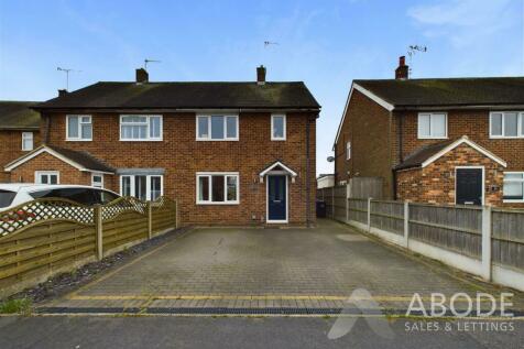 2 bedroom semi-detached house for sale