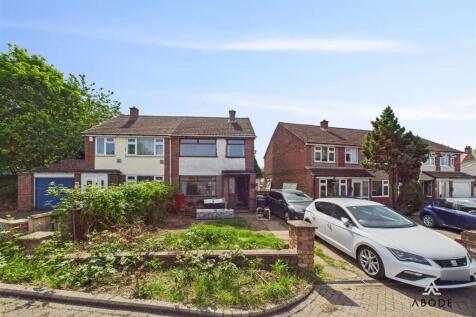 Tamworth Road, Tamworth B77 3 bed semi