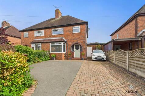 3 bedroom semi-detached house for sale