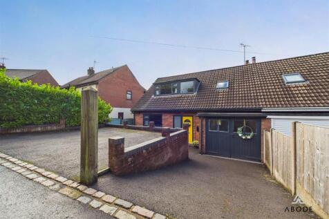 Hillcrest Close, Kingsley Holt ST10 3 bed semi