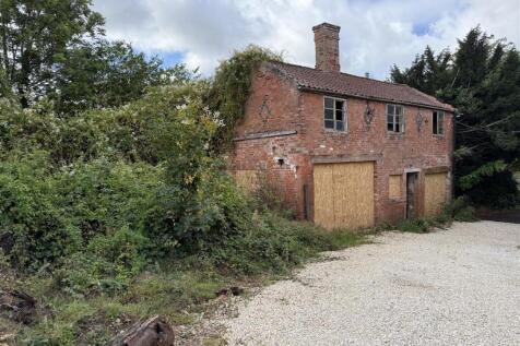 High Street, Derby DE74 2 bed barn conversion for sale