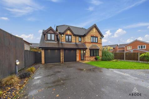 Demontfort Way, Uttoxeter ST14 5 bed detached house for sale
