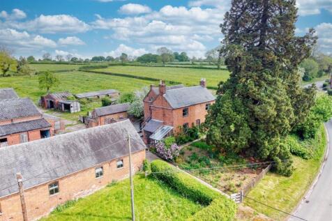 Birch Cross Farm, Marchington, Uttoxeter 4 bed property with land for sale