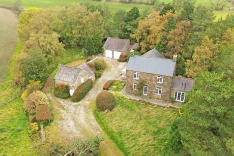 Windermere, Bath Lane, Ashover 3 bed detached house for sale