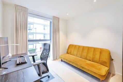 Chartwell House, Chelsea, London, SW10 3 bed flat for sale