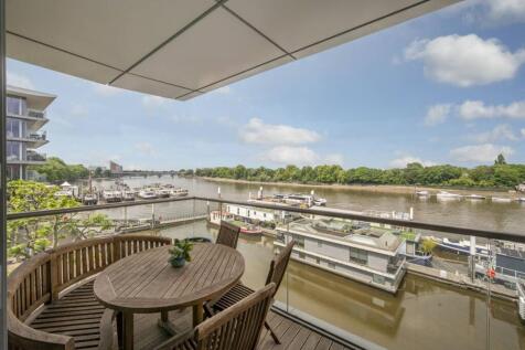 Riverside Quarter, Putney, London, SW18 3 bed flat for sale