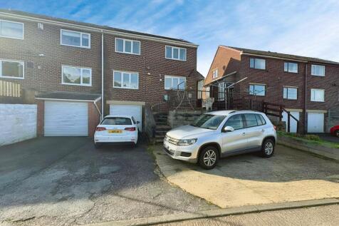 4 bedroom semi-detached house for sale