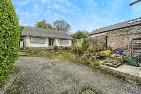 Dingley Road, Edgerton, West... 2 bed bungalow for sale