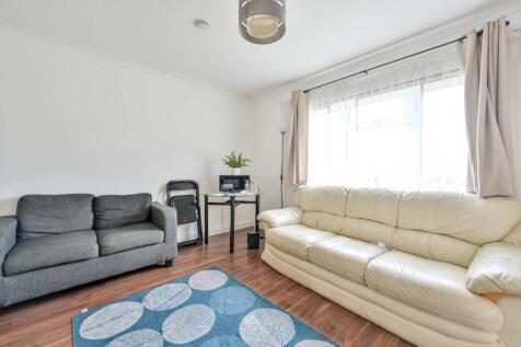 Stoughton Road, Guildford, GU1 3 bed semi