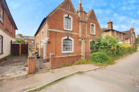 Morpeth Street, Tredworth... 2 bed semi