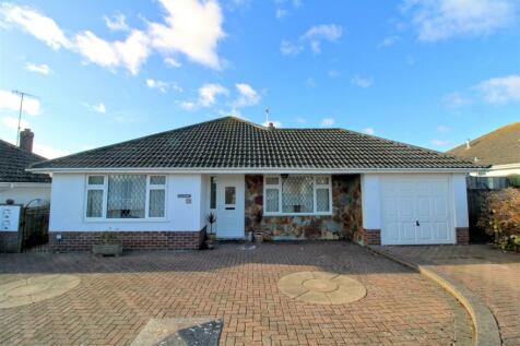 North Way, Seaford 3 bed detached bungalow for sale