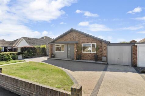 3 bedroom semi-detached bungalow for sale
