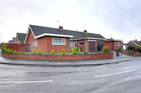 3 bedroom semi-detached bungalow for sale