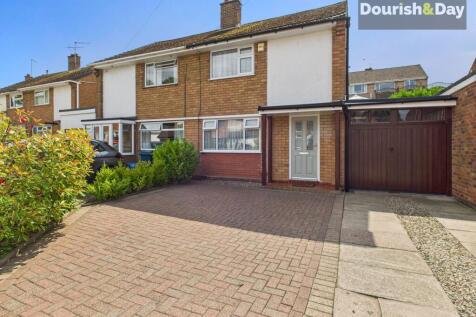 2 bedroom semi-detached house for sale