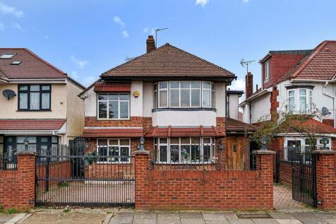 Great West Road, Isleworth TW7 4 bed detached house for sale