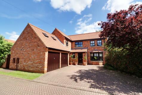 5 bedroom detached house for sale