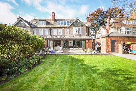 Moorside North, Fenham, Newcastle... 6 bed semi