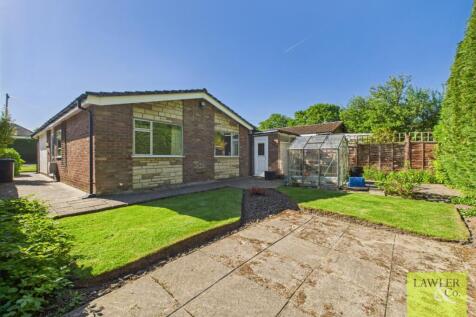 3 bedroom detached bungalow for sale