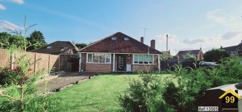 5 bedroom detached bungalow for sale