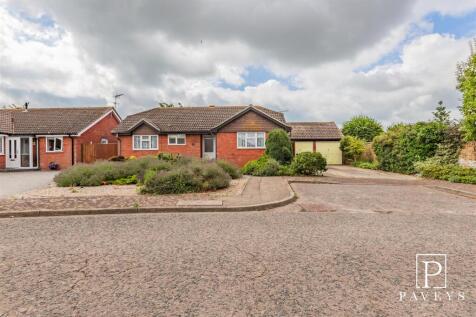 Romney Close, Kirby Cross... 3 bed detached bungalow for sale