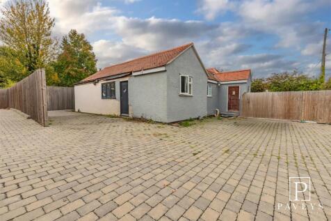 3 bedroom detached bungalow for sale