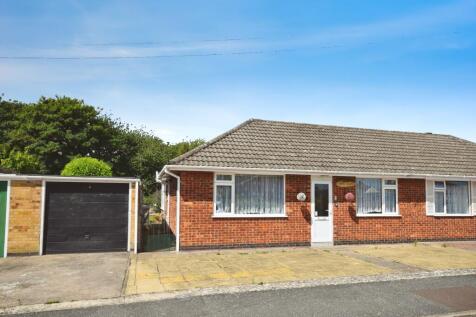 Kingsthorpe Crescent, Skegness PE25 2 bed bungalow for sale