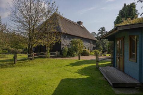Marley Lane, Battle 5 bed barn for sale