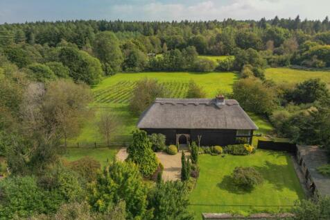 5 bedroom barn for sale