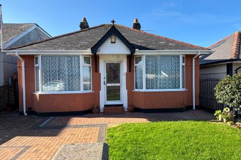 2 bedroom detached bungalow for sale