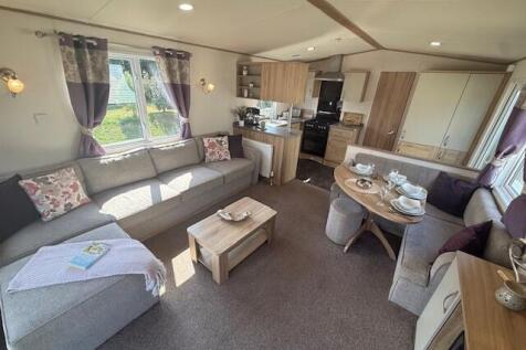 3 bedroom lodge for sale