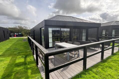 3 bedroom lodge for sale