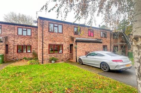 Hanbury, Peterborough PE2 3 bed terraced house for sale